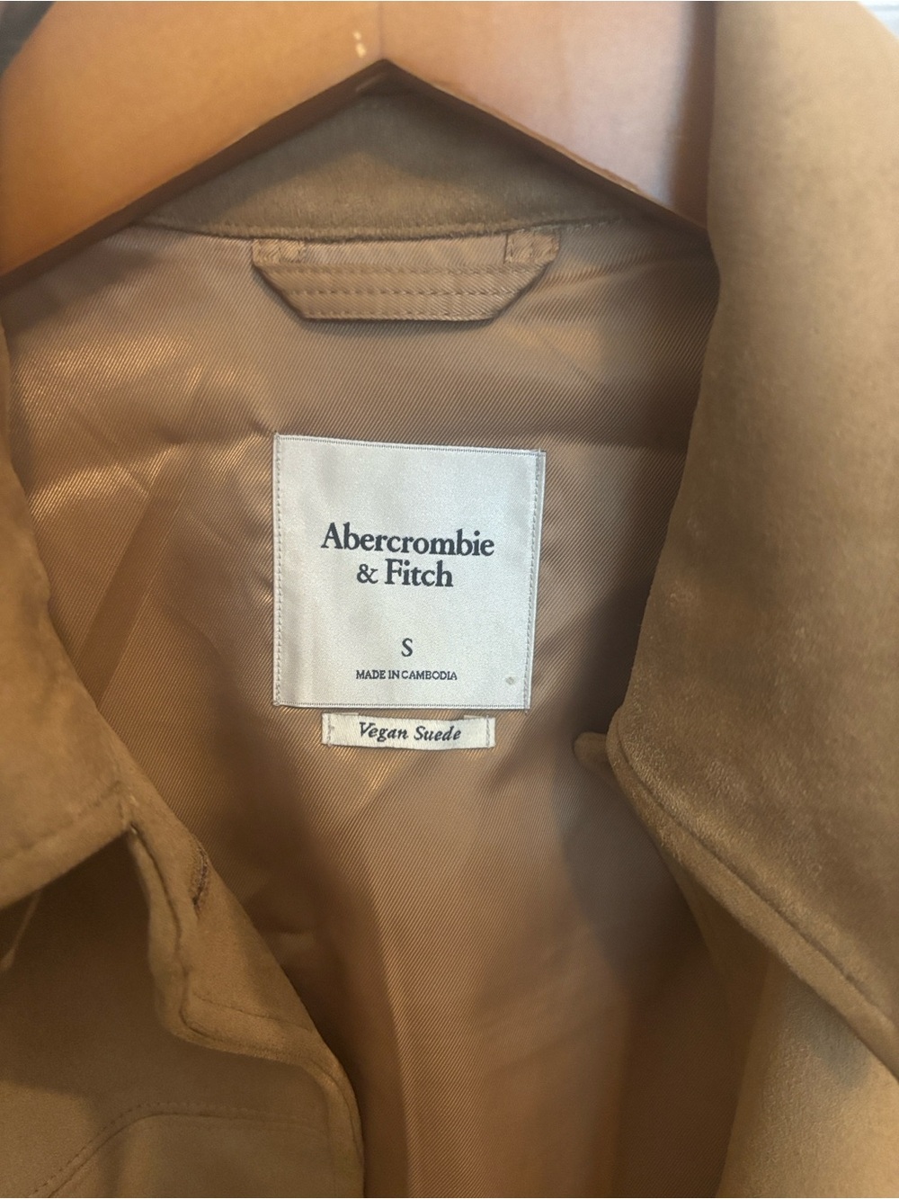 Abercrombie & Fitch Women's Suede Jacket in Tan - Picture 3 of 4
